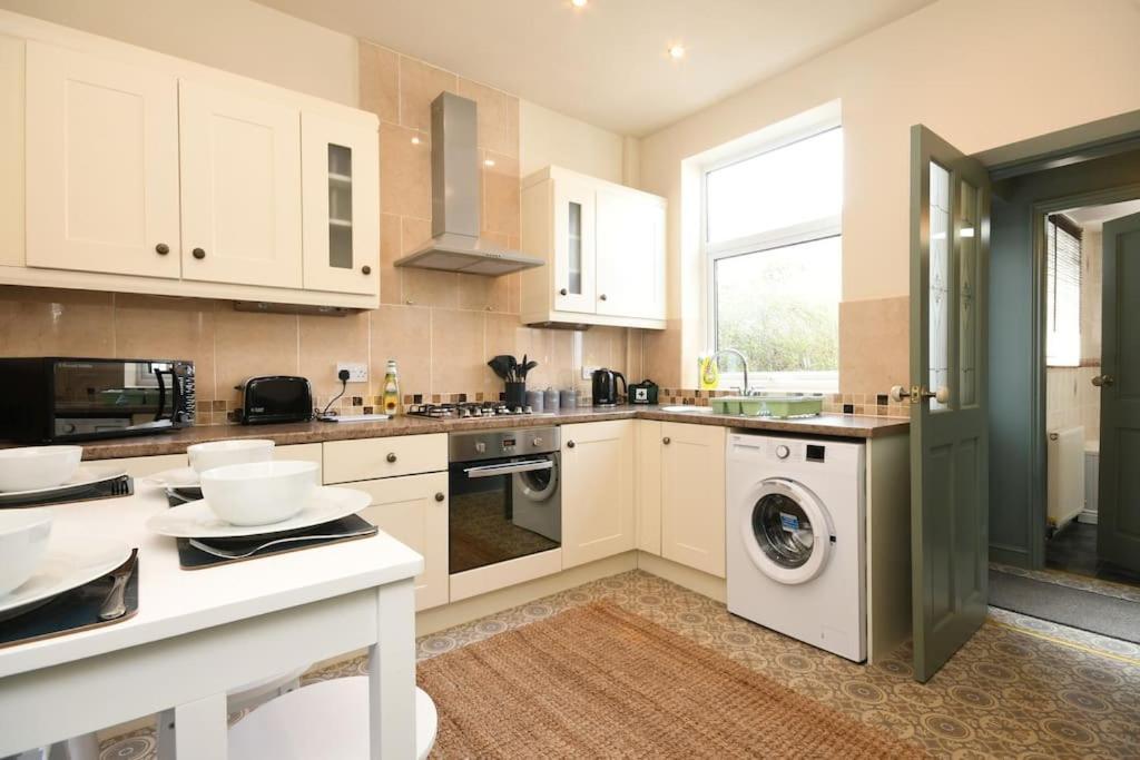 Cottage Style 3 Bedroom House - Close To City Centre & The Peaks Честерфилд Экстерьер фото
